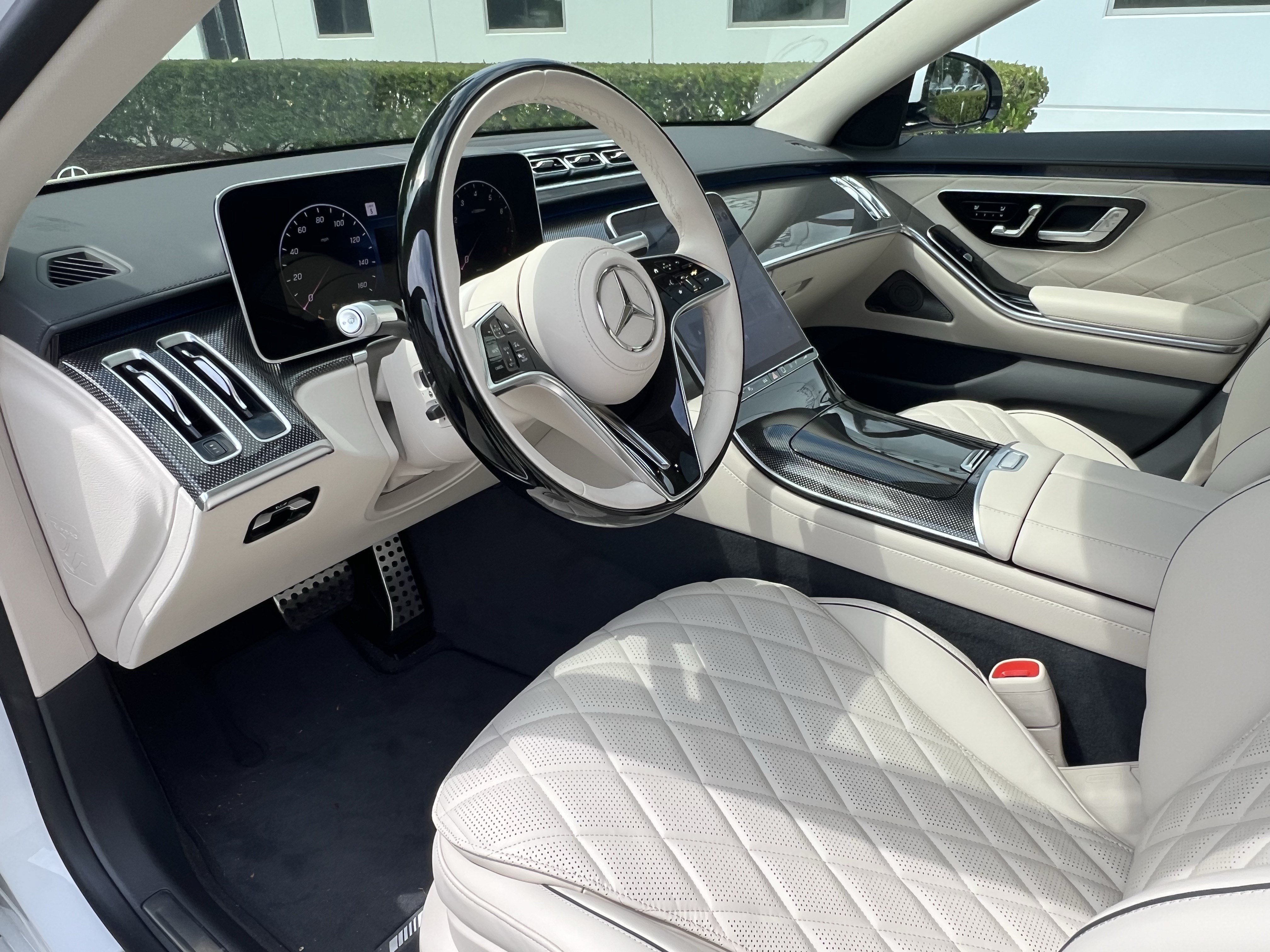 Certified 2025 Mercedes-Benz S 580 4MATIC Sedan image 17
