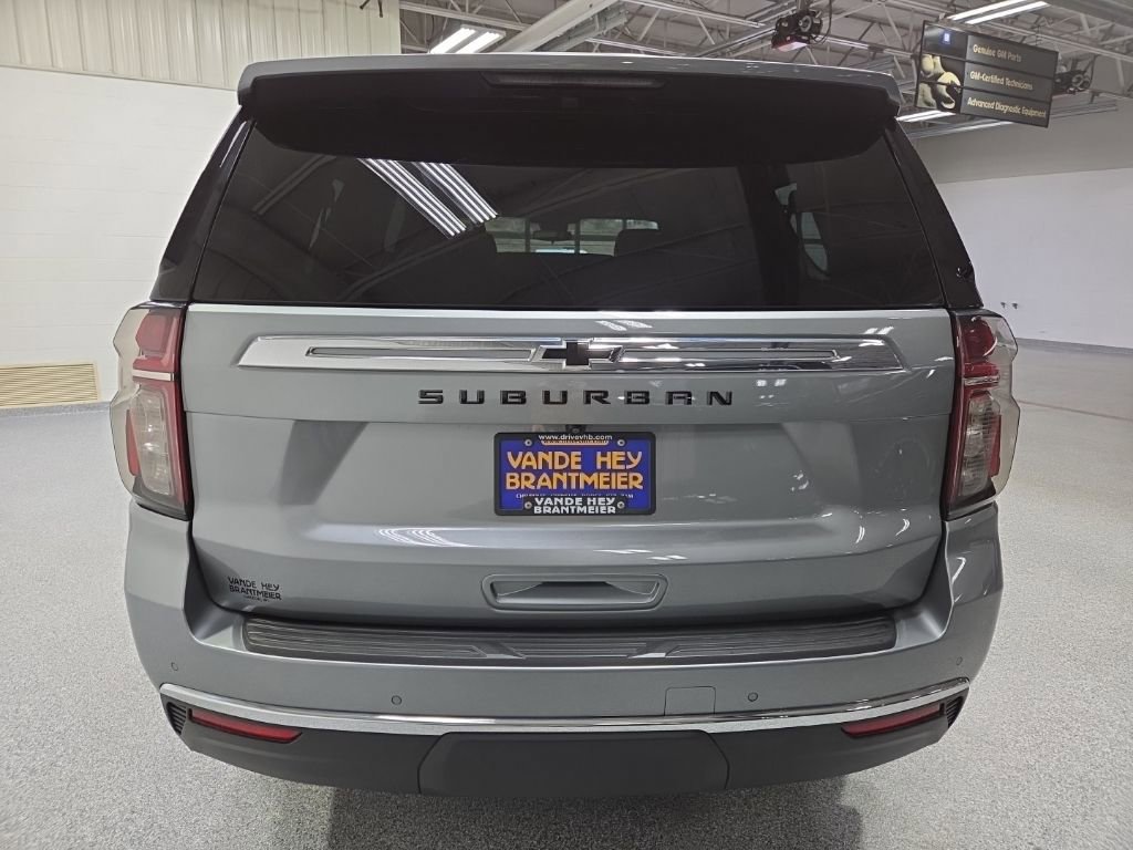 Used 2023 Chevrolet Suburban LS AWD/4WD image 6