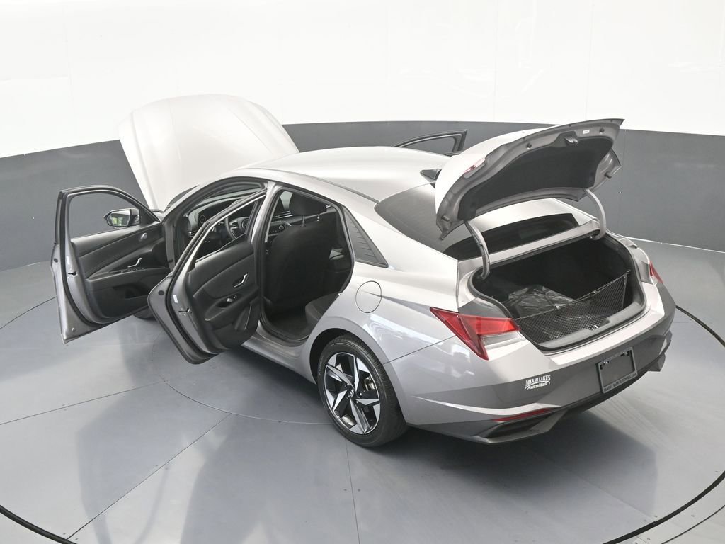 Used 2023 Hyundai Elantra SEL w/ Convenience Package image 63