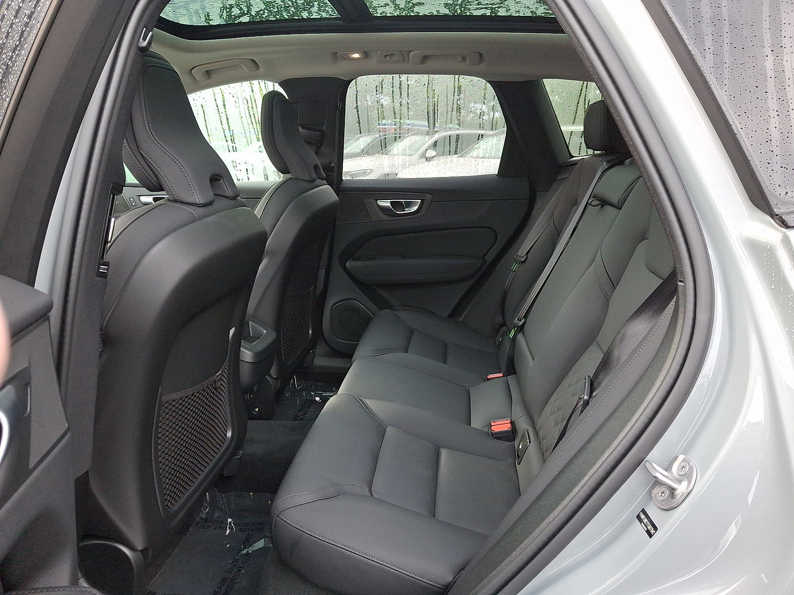 Used 2026 Volvo XC60 B5 Plus w/ Climate Package AWD/4WD image 10
