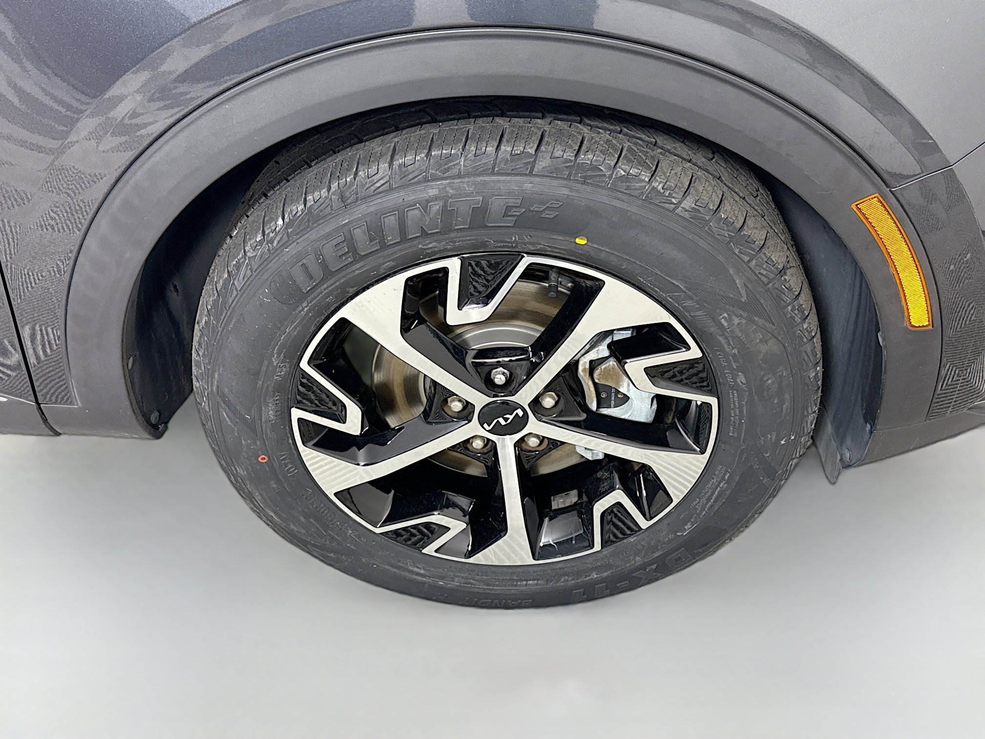 Used 2023 Kia Sportage EX FWD image 32