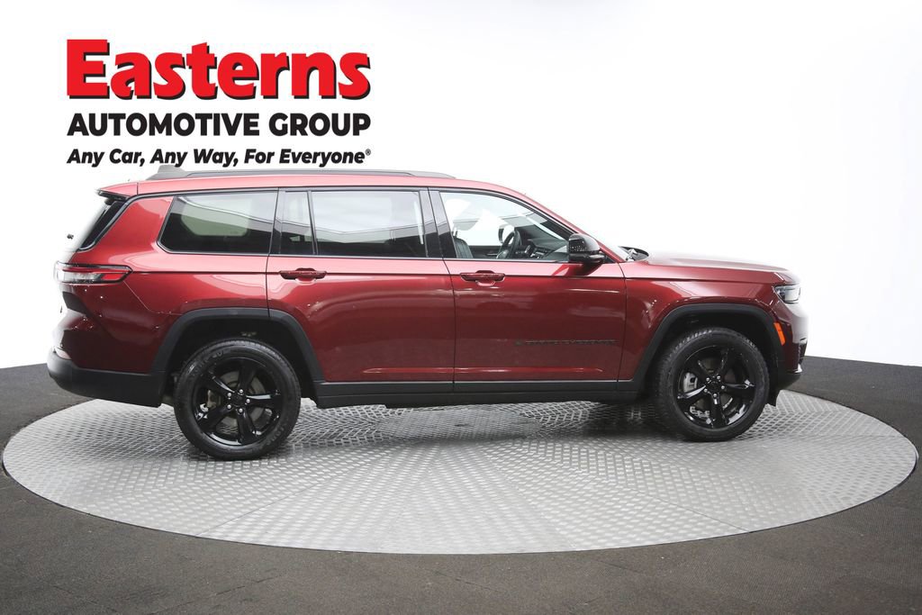 Used 2023 Jeep Grand Cherokee L Laredo image 44