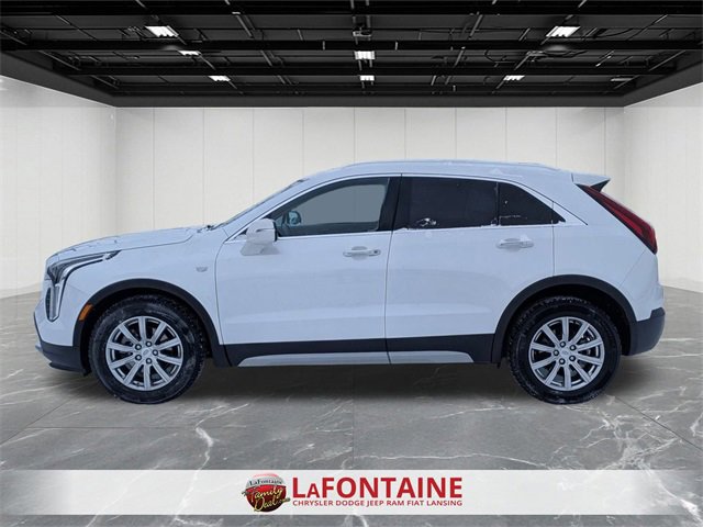 Used 2022 Cadillac XT4 Premium Luxury w/ Cold Weather Package image 2