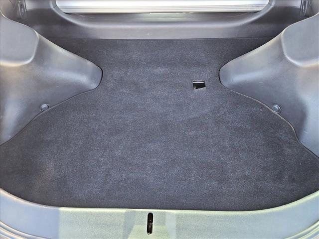 Used 2018 Nissan 370Z NISMO image 6