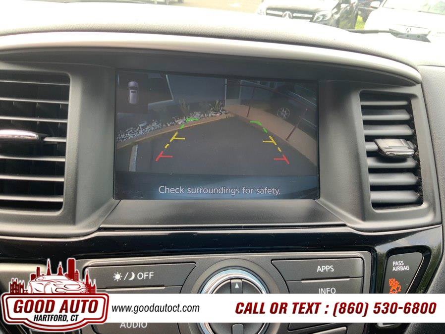 Used 2020 Nissan Pathfinder SV AWD/4WD image 15