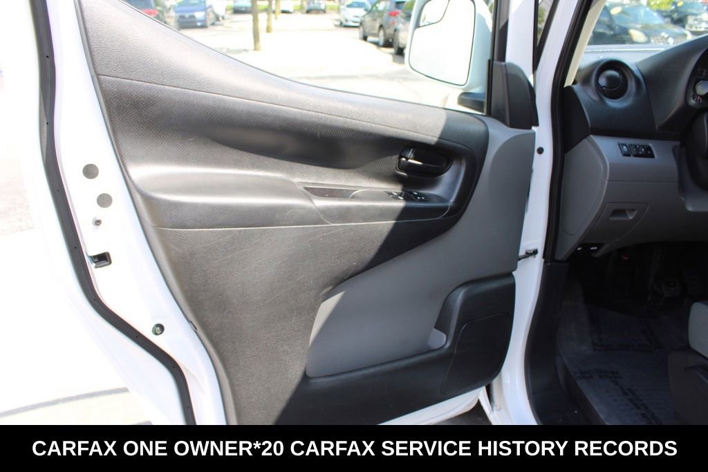 Used 2020 Nissan NV200 SV w/ Back Door Glass Package FWD image 17