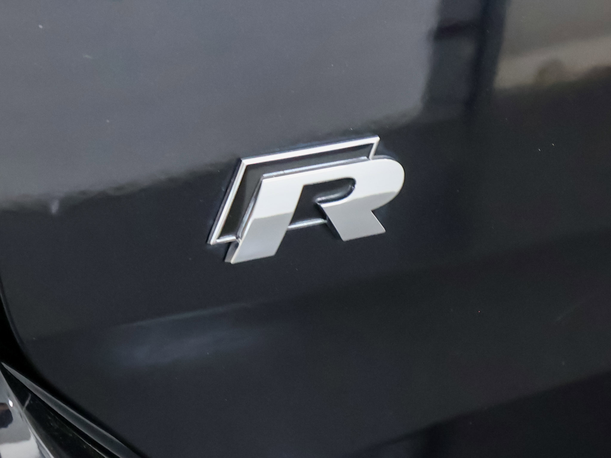 Used 2019 Volkswagen Golf R 4-Door image 39