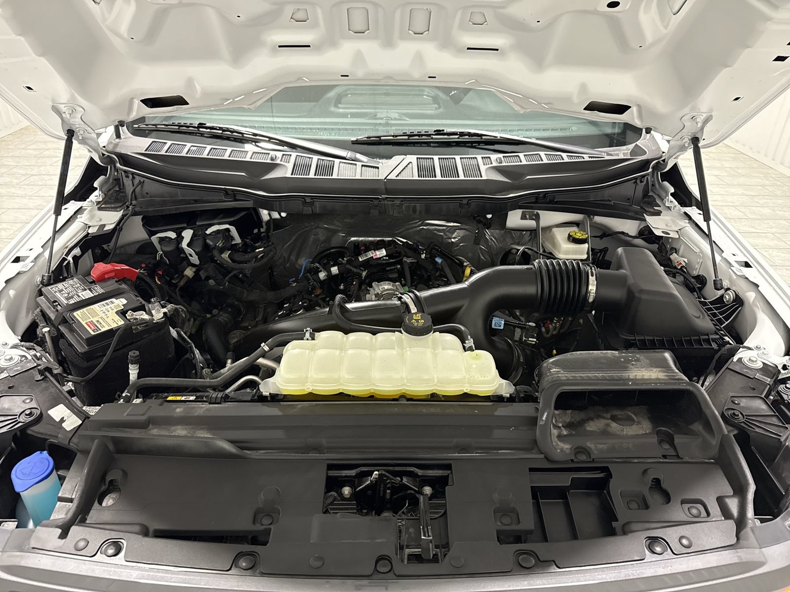 Used 2025 Ford F150 STX AWD/4WD image 31