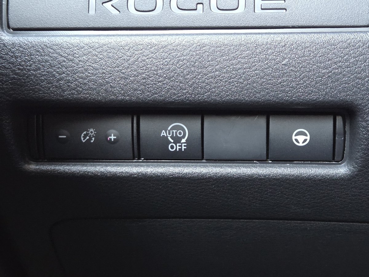 New 2027 Nissan Rogue SV w/ Cold Weather Package AWD/4WD image 33