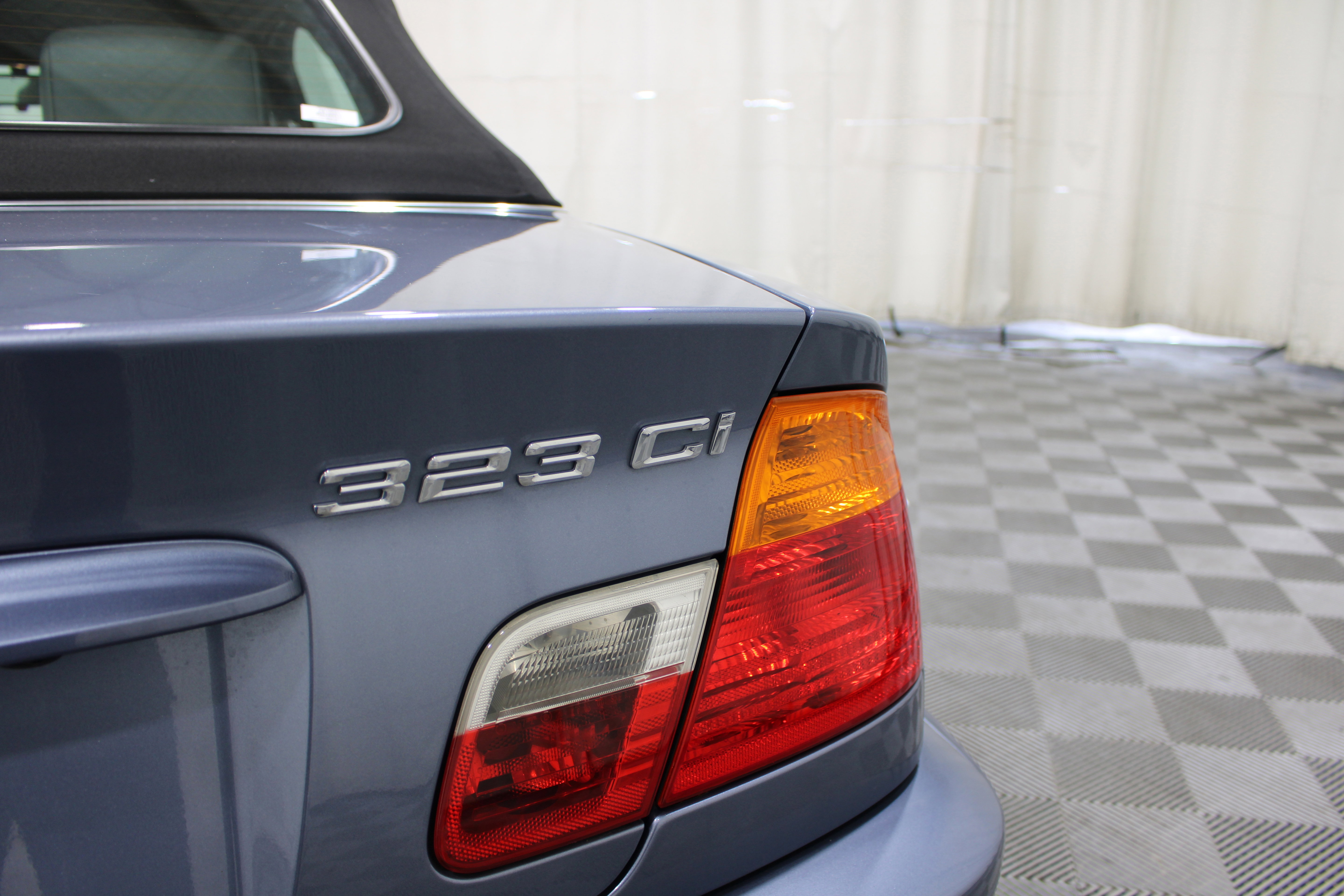Used 2000 BMW 323ci Convertible RWD image 23