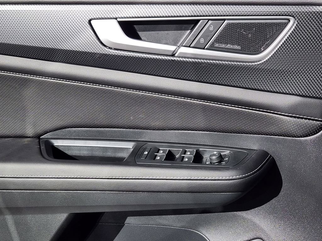 New 2026 Volkswagen Atlas Cross Sport SEL Premium R-Line image 12