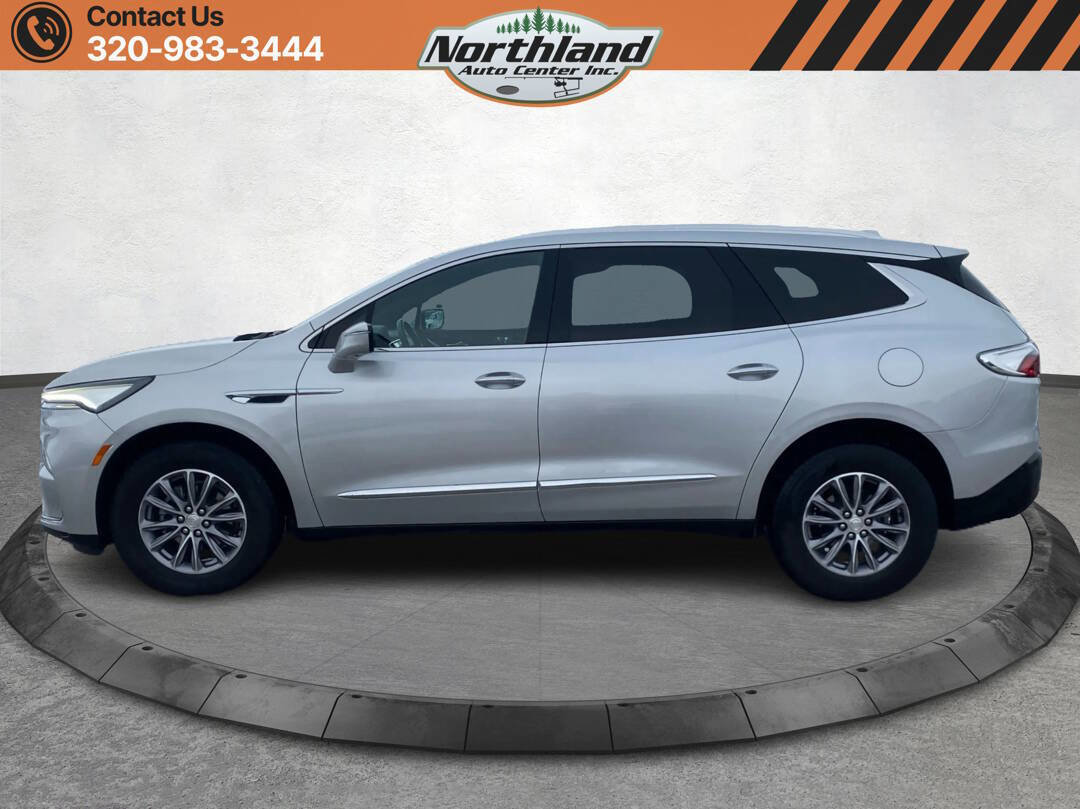 Used 2022 Buick Enclave Premium image 8
