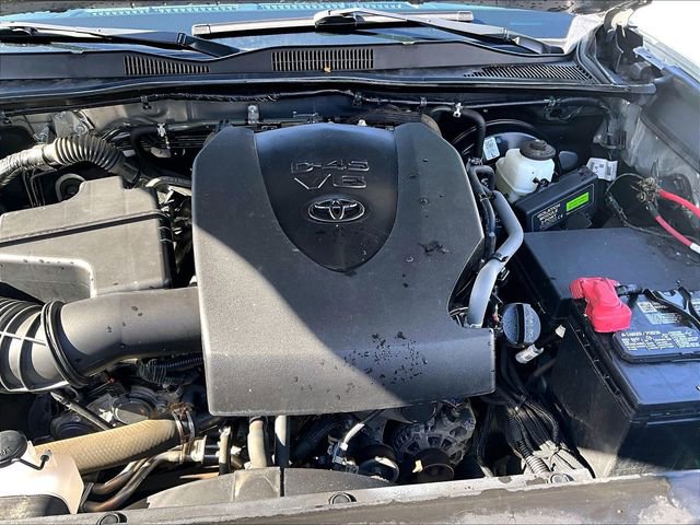 Used 2021 Toyota Tacoma SR5 AWD/4WD image 33