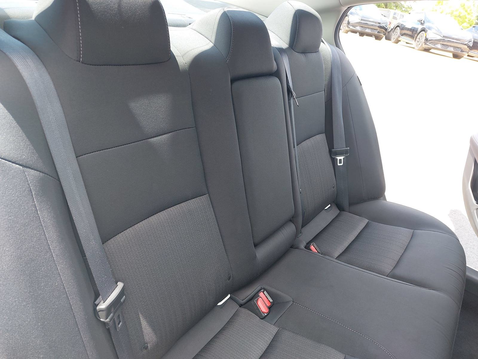 Used 2025 Nissan Altima 2.5 SV FWD image 11