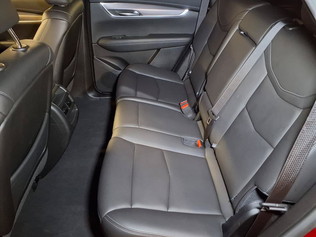 Certified 2024 Cadillac XT5 Luxury FWD image 19