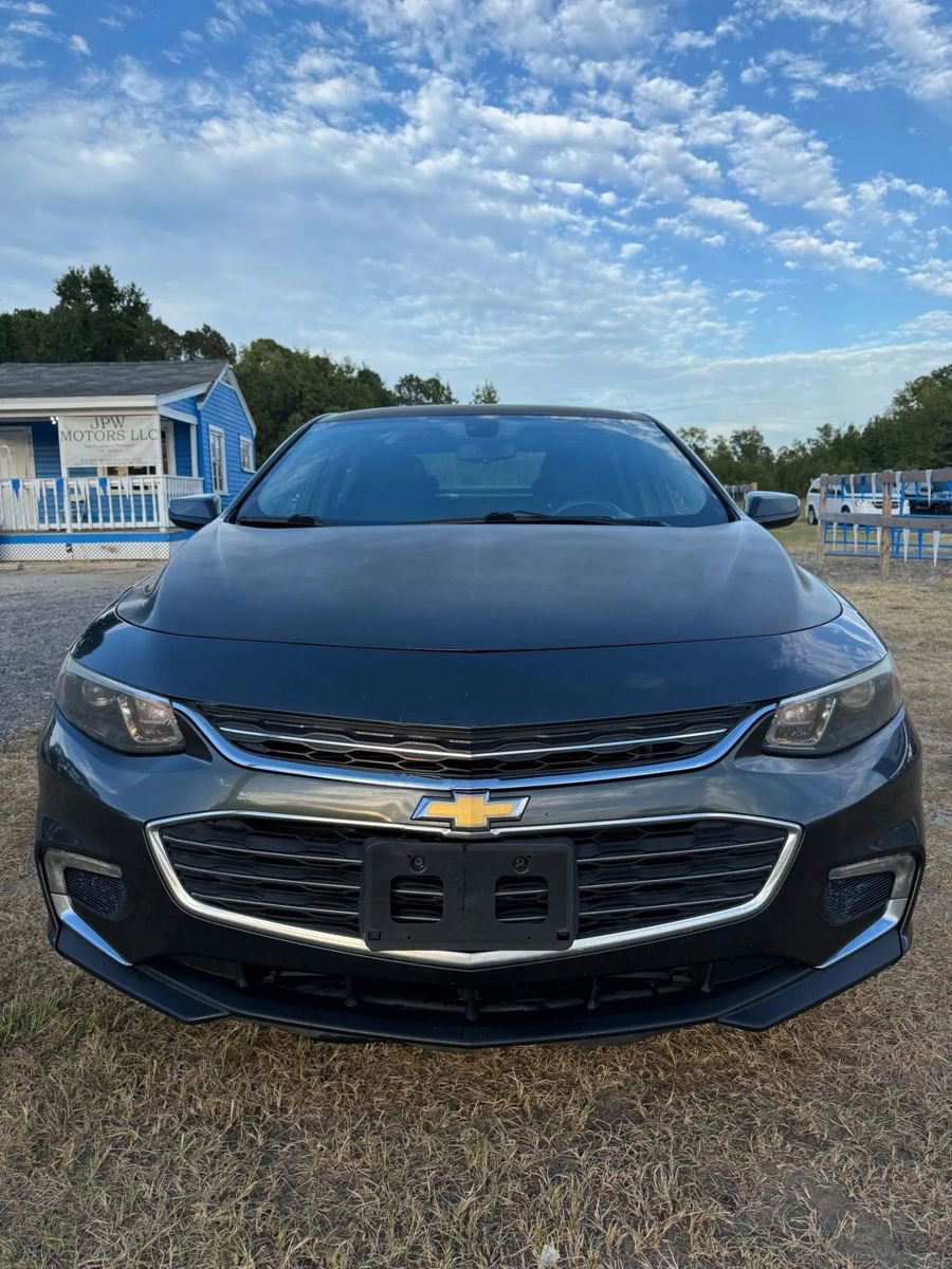 Used 2016 Chevrolet Malibu LT image 3