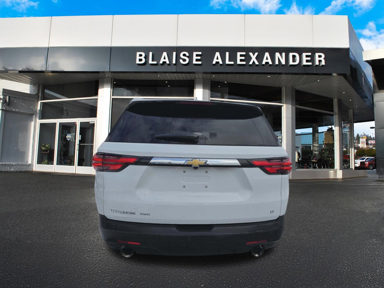 Used 2023 Chevrolet Traverse LT AWD/4WD video 4
