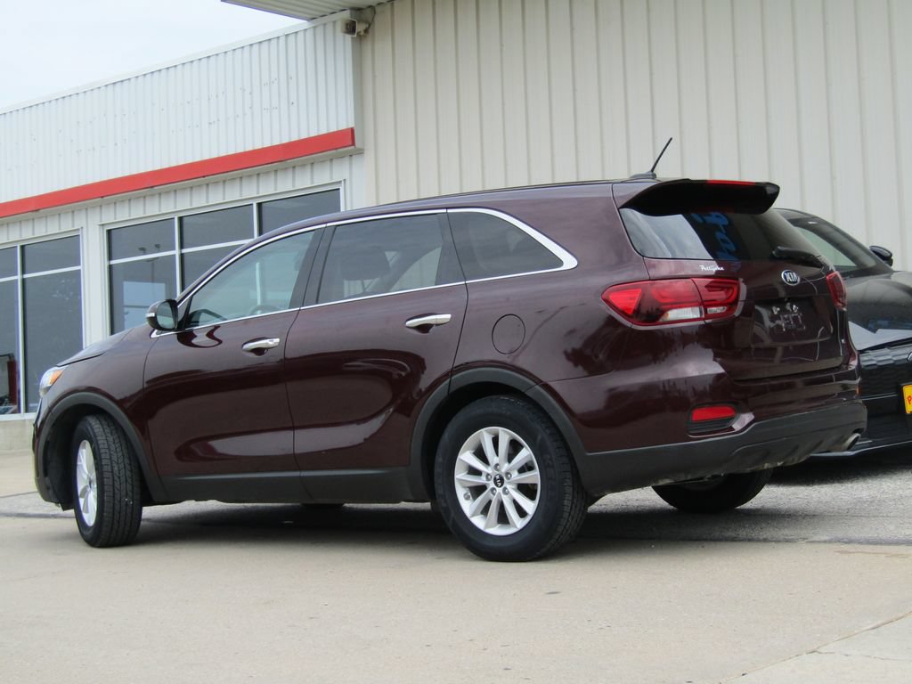 Used 2020 Kia Sorento FWD V6 image 9