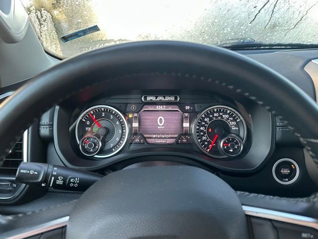 Used 2022 RAM 1500 Laramie image 25