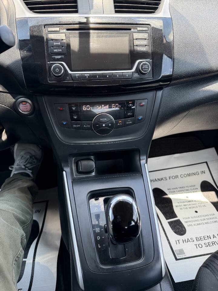 Used 2018 Nissan Sentra SV FWD image 11