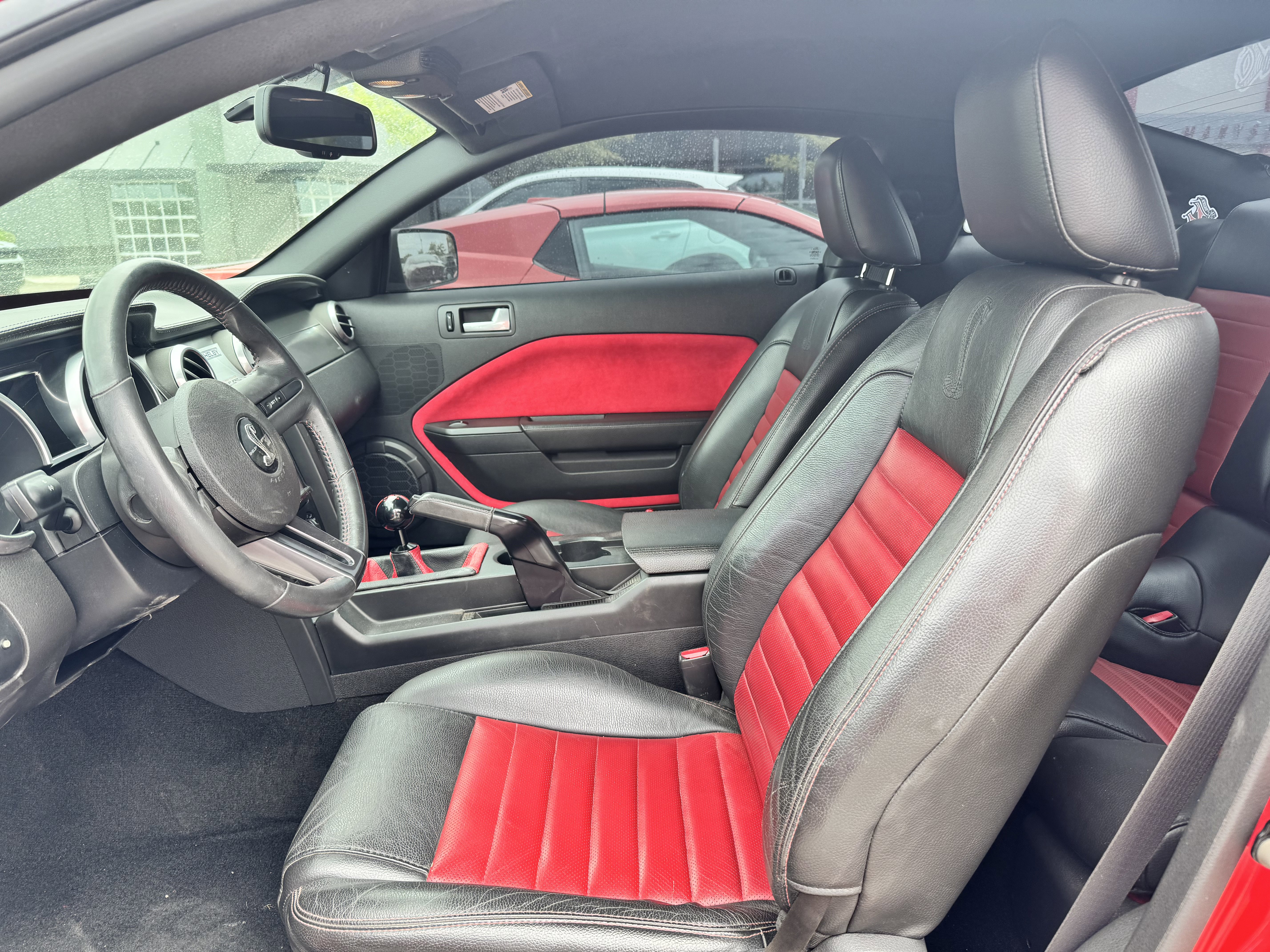 Used 2007 Ford Mustang Shelby GT500 RWD image 2