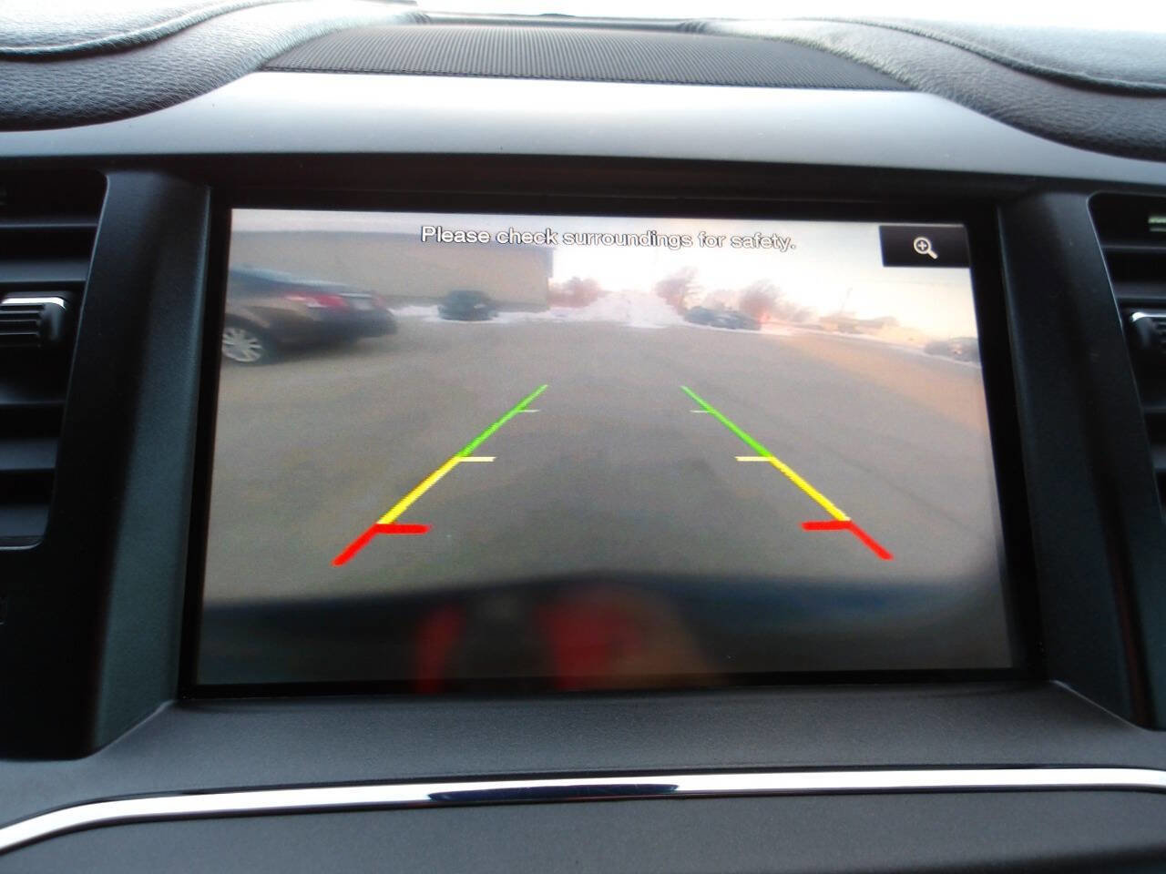 Used 2014 Lincoln MKS image 41