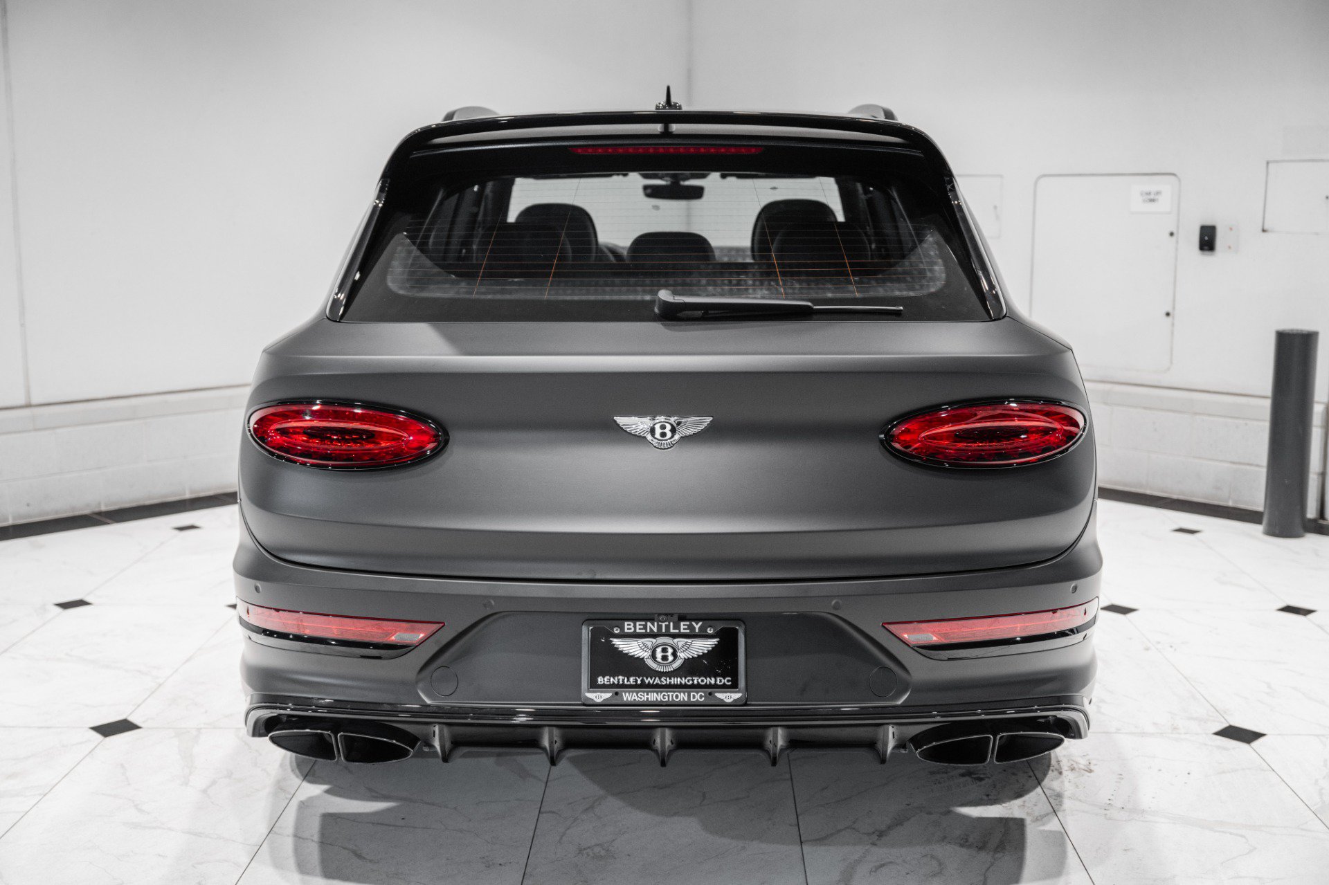 New 2024 Bentley Bentayga AWD/4WD image 10