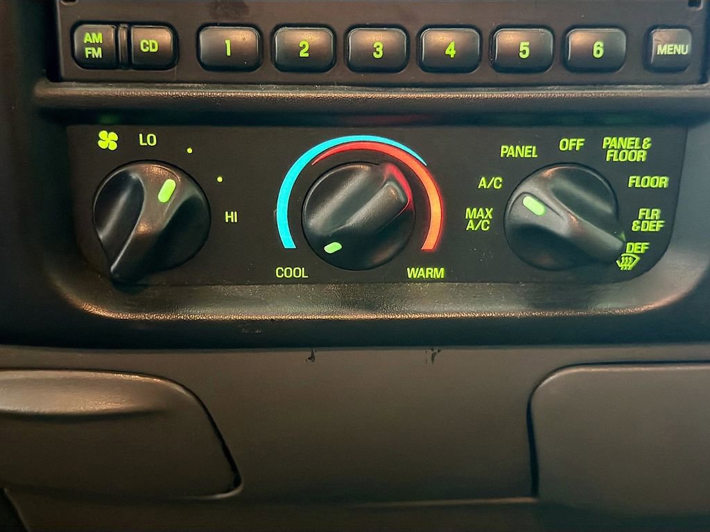 Used 2004 Ford F150 Lightning RWD image 15