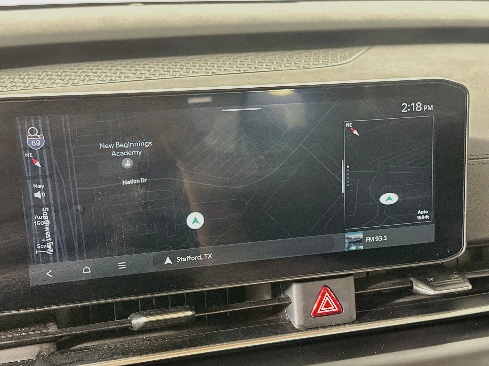 Used 2025 Kia Carnival FWD image 22