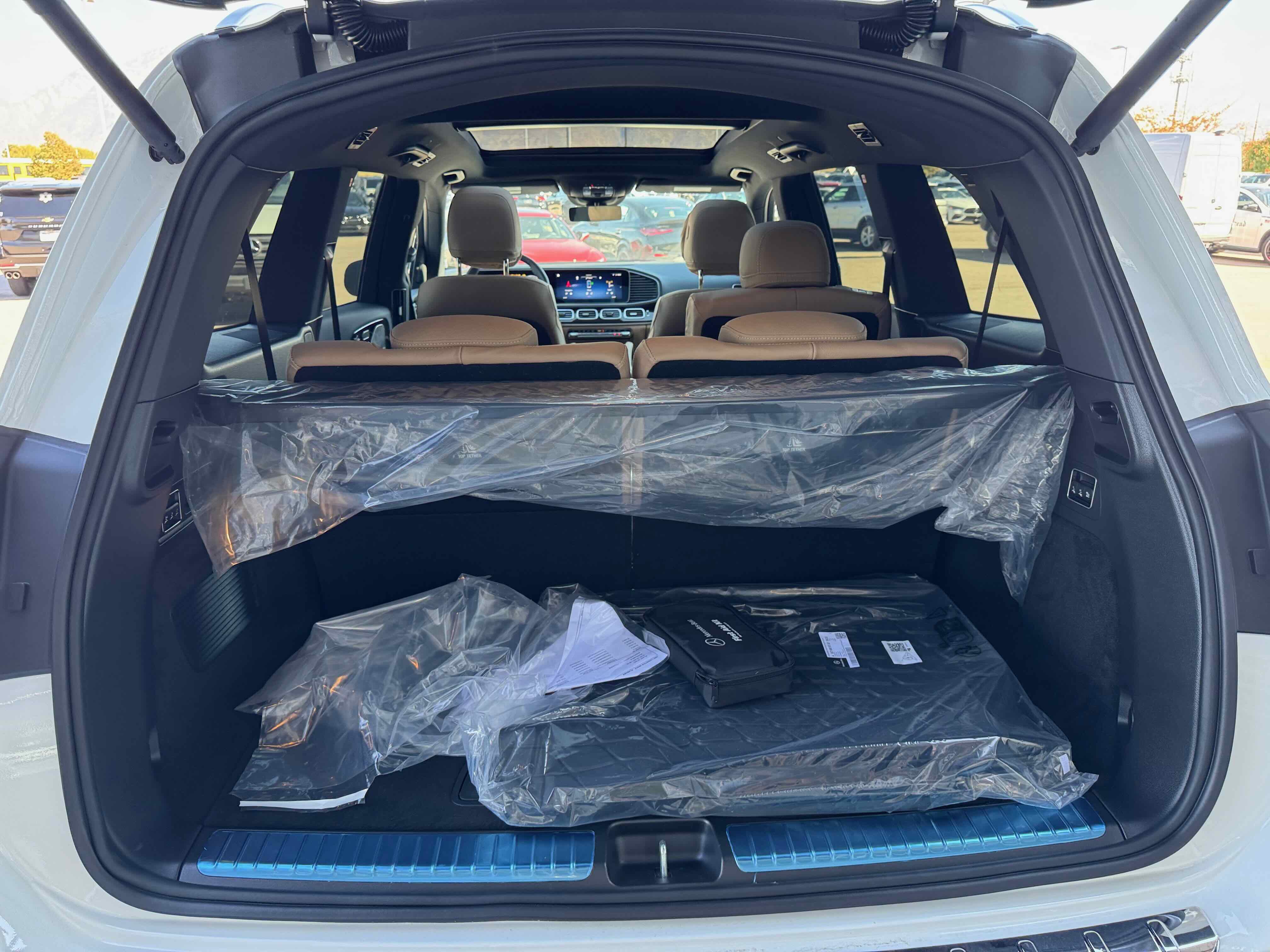 New 2026 Mercedes-Benz GLS 450 4MATIC image 31