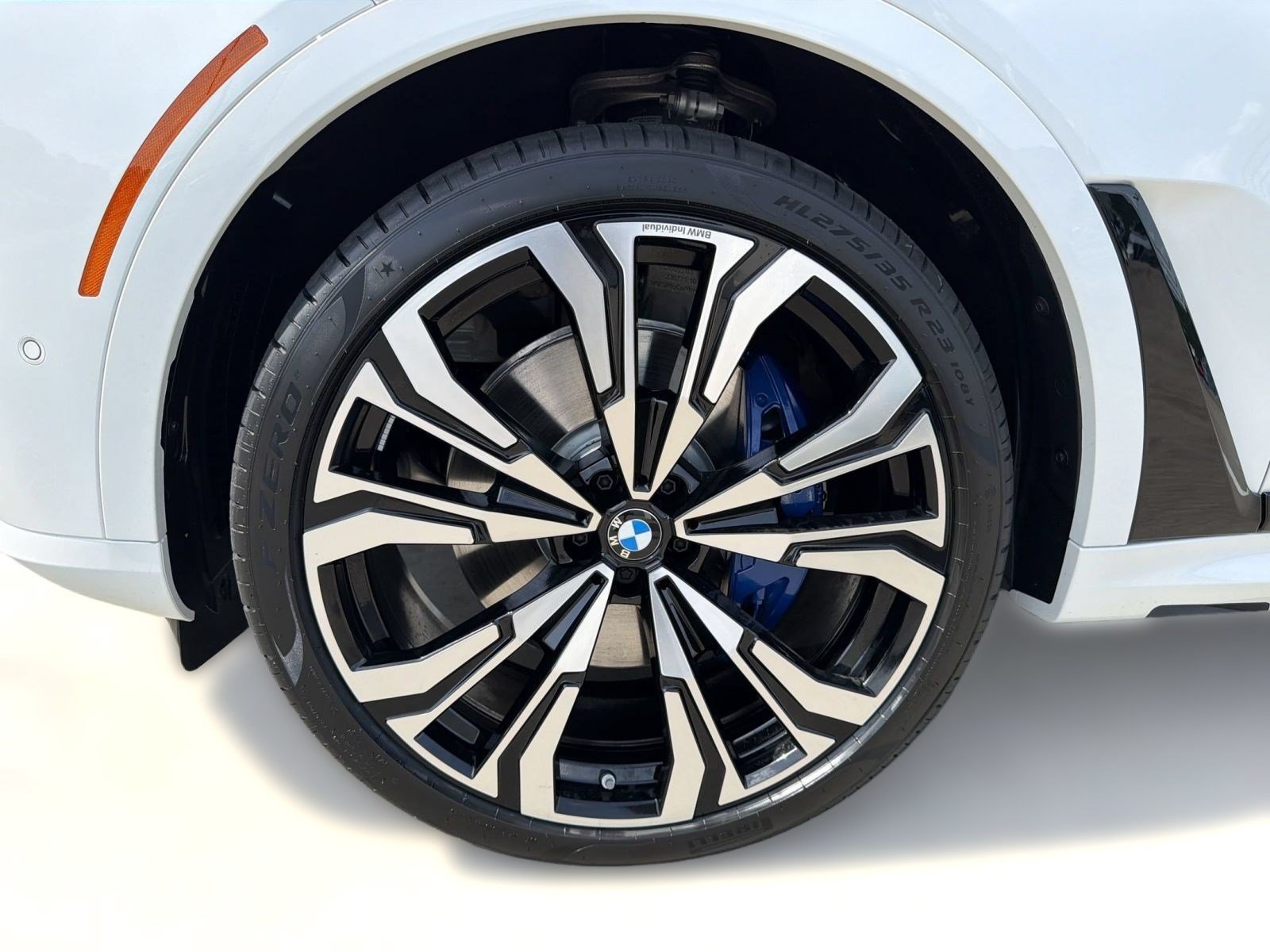 New 2027 BMW X7 xDrive40i w/ Executive Package AWD/4WD image 10