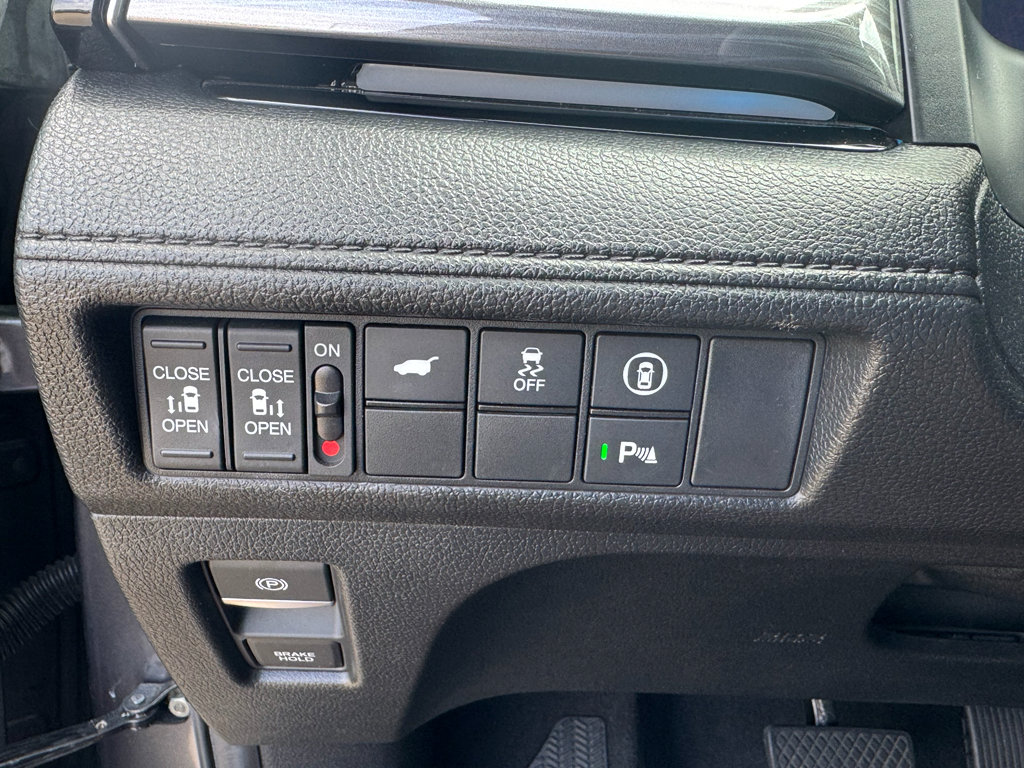 Certified 2024 Honda Odyssey Elite image 11