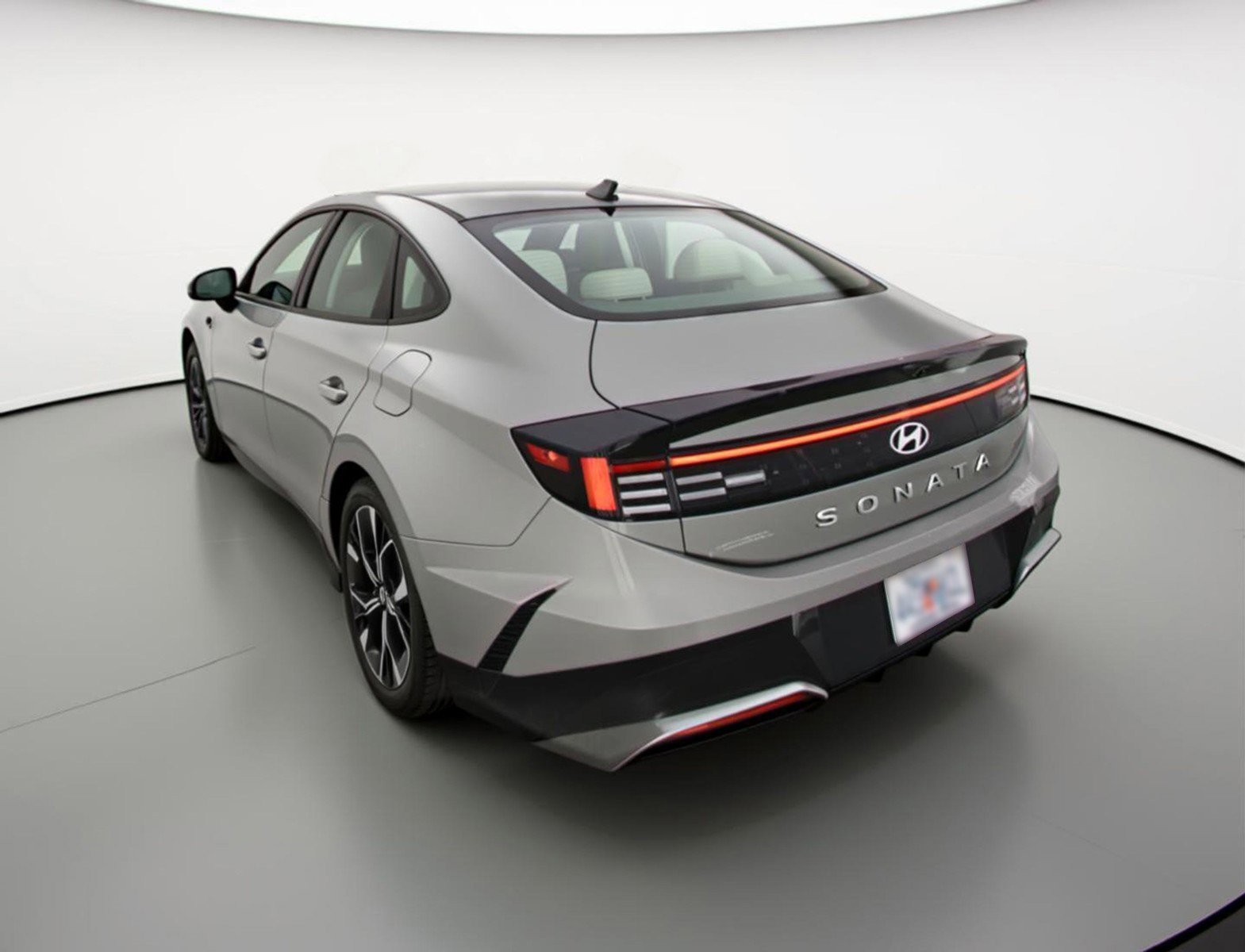 Used 2025 Hyundai Sonata SEL FWD image 6