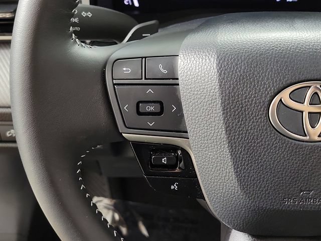 Used 2026 Toyota Camry Hybrid FWD image 24
