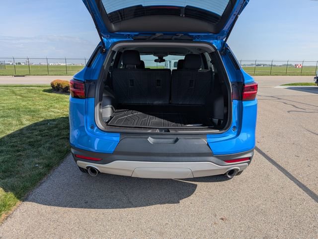 Used 2024 Chevrolet Blazer LT w/ LPO, Floor Liner Package FWD image 8