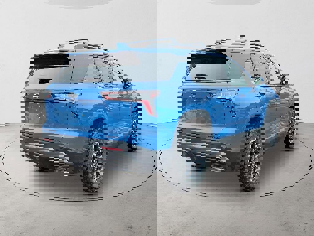 New 2026 Chevrolet Equinox ACTIV w/ Convenience Package III image 5