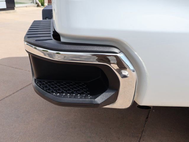 Used 2023 GMC Sierra 1500 Pro w/ Convenience Package RWD image 13