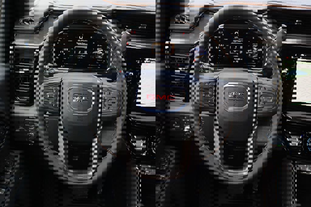 New 2026 GMC Sierra 2500 AT4 w/ AT4 Premium Plus Package image 9