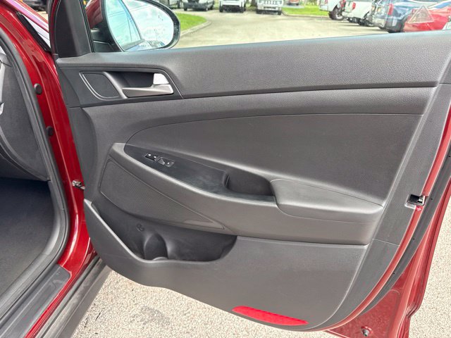 Used 2019 Hyundai Tucson Value w/ Cargo Package FWD image 12