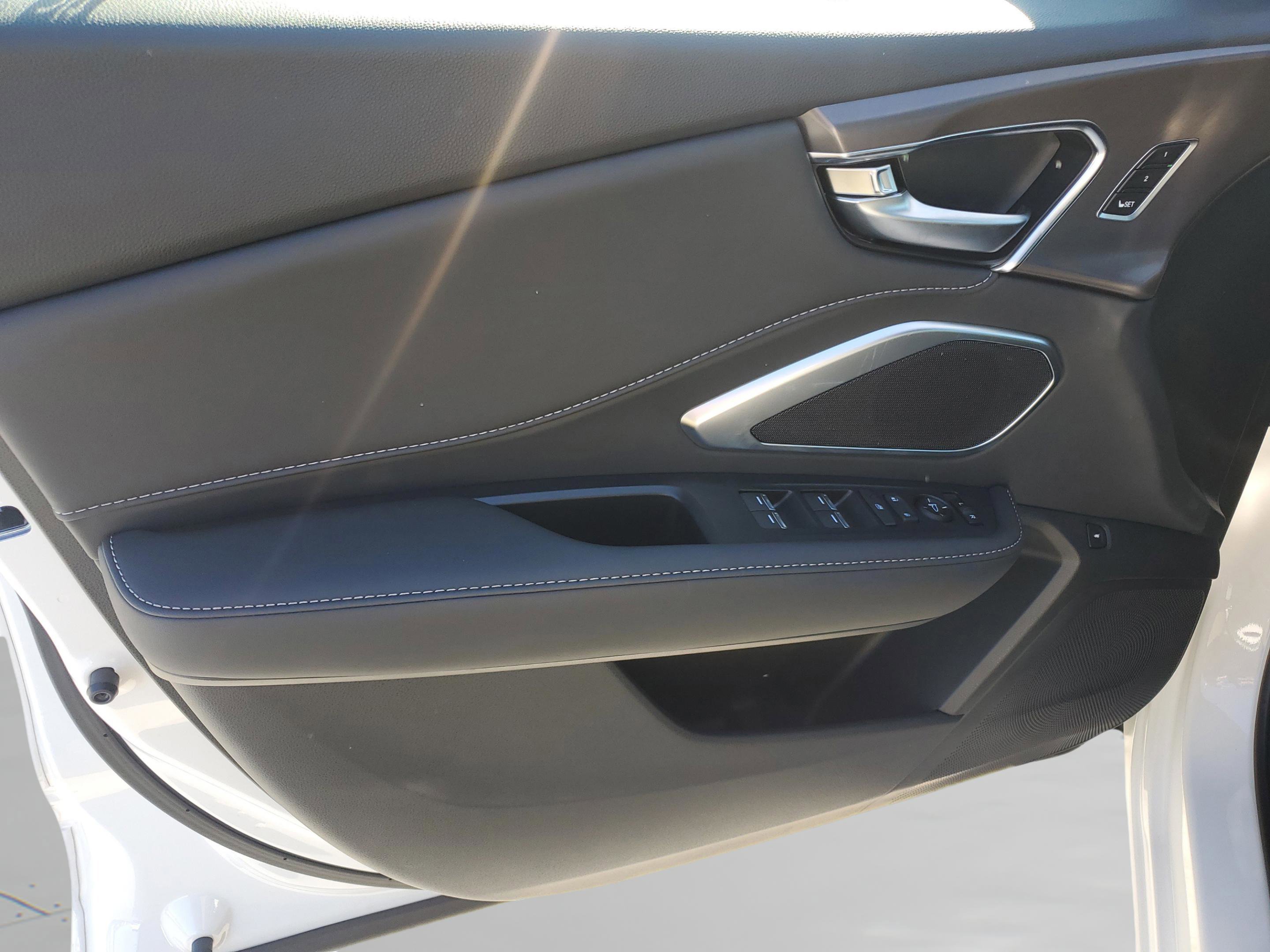 New 2026 Acura RDX SH-AWD image 23