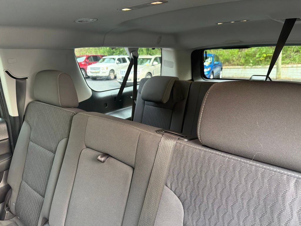 Certified 2020 GMC Yukon XL SLE w/ SLE Value Package AWD/4WD image 12