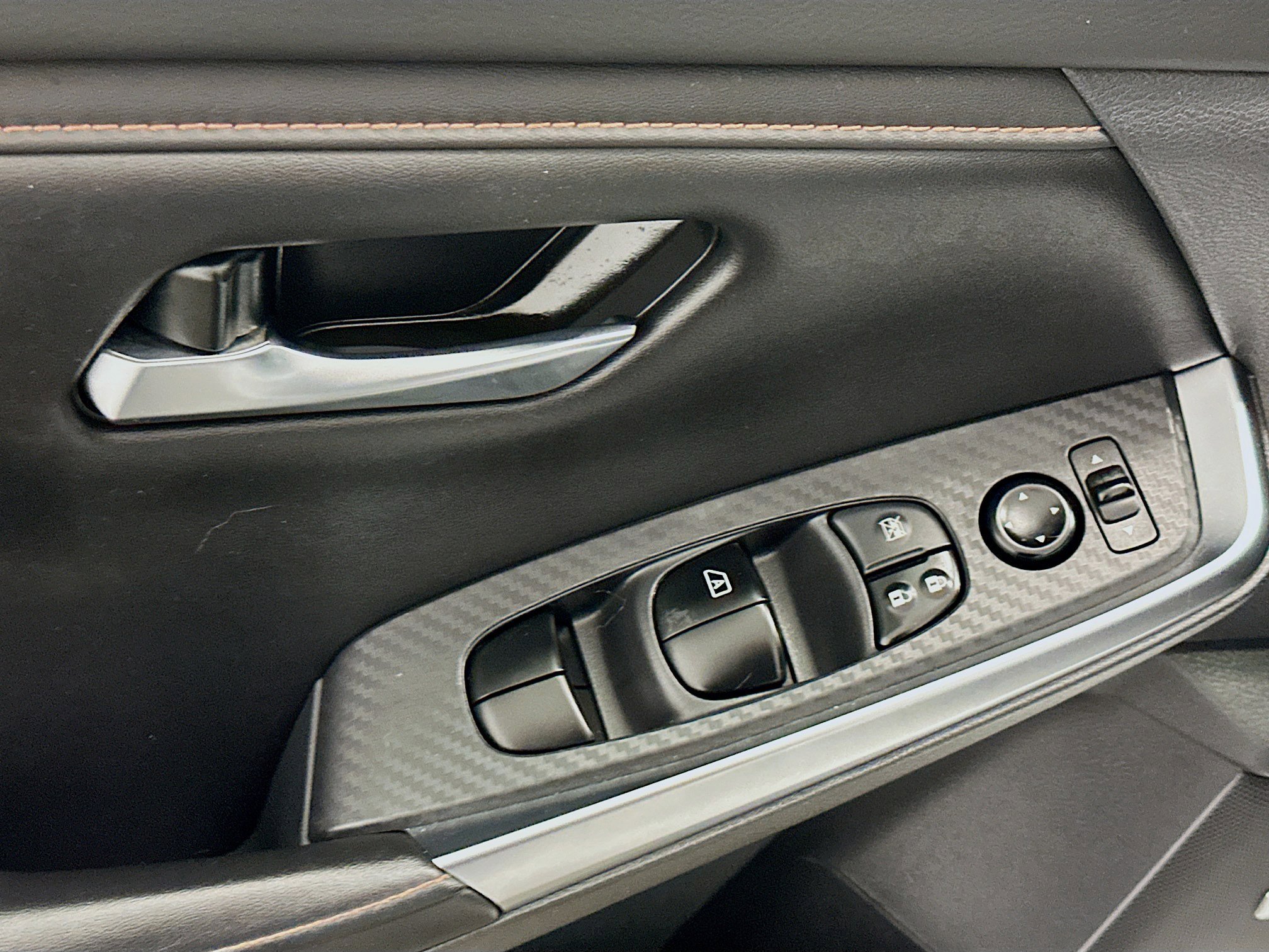 Used 2022 Nissan Sentra SR w/ SR Premium Package image 15