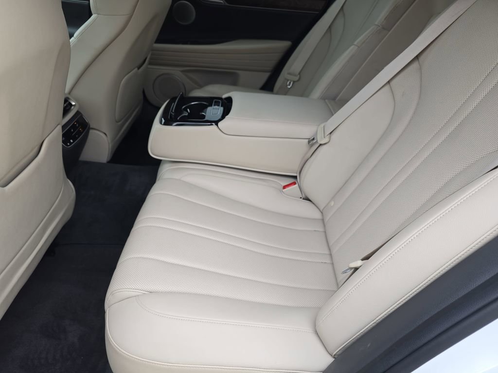 Used 2022 Genesis G80 2.5T w/ Advanced Package image 14