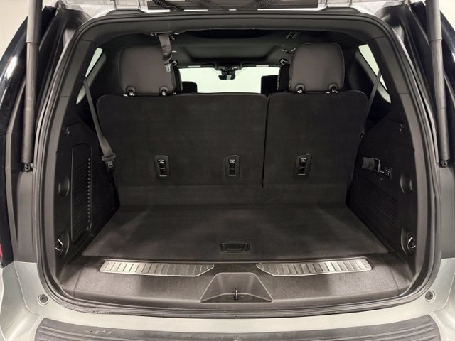 Used 2023 Chevrolet Tahoe High Country w/ Advanced Technology Package AWD/4WD image 39