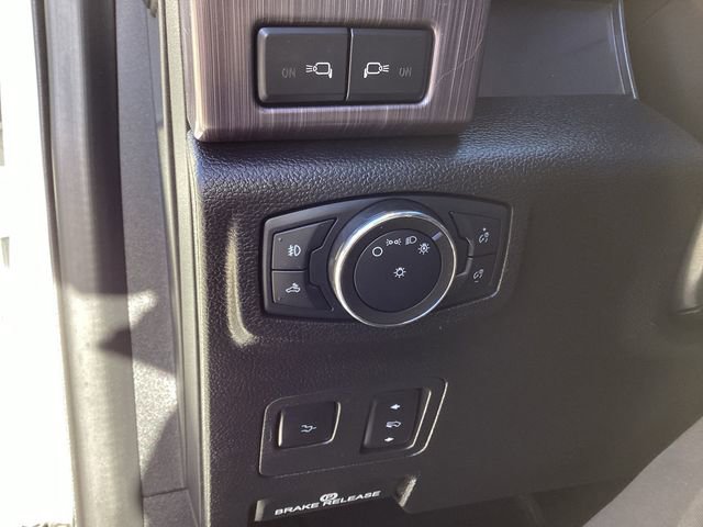 Used 2021 Ford F350 Limited image 27