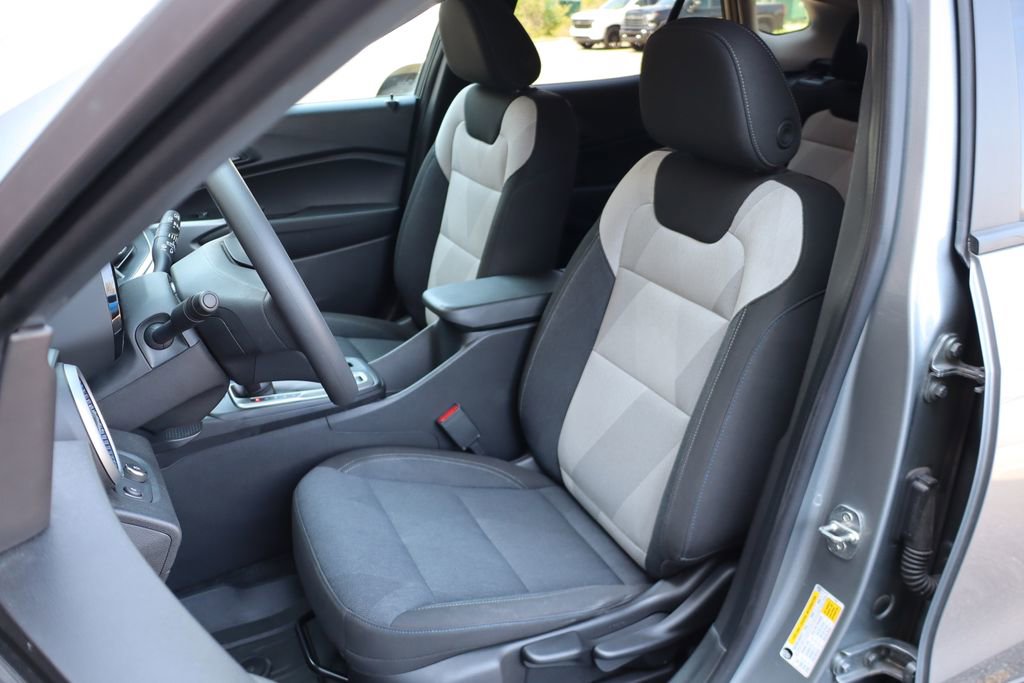 Used 2024 Chevrolet Trax LS w/ LS Convenience Package FWD image 10