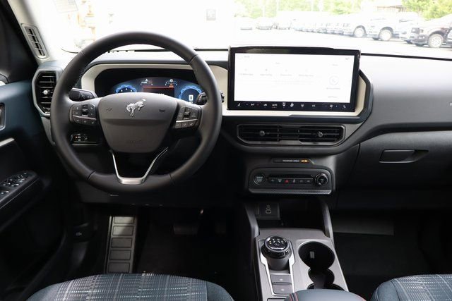 New 2025 Ford Bronco Sport Heritage w/ Convenience Package image 6