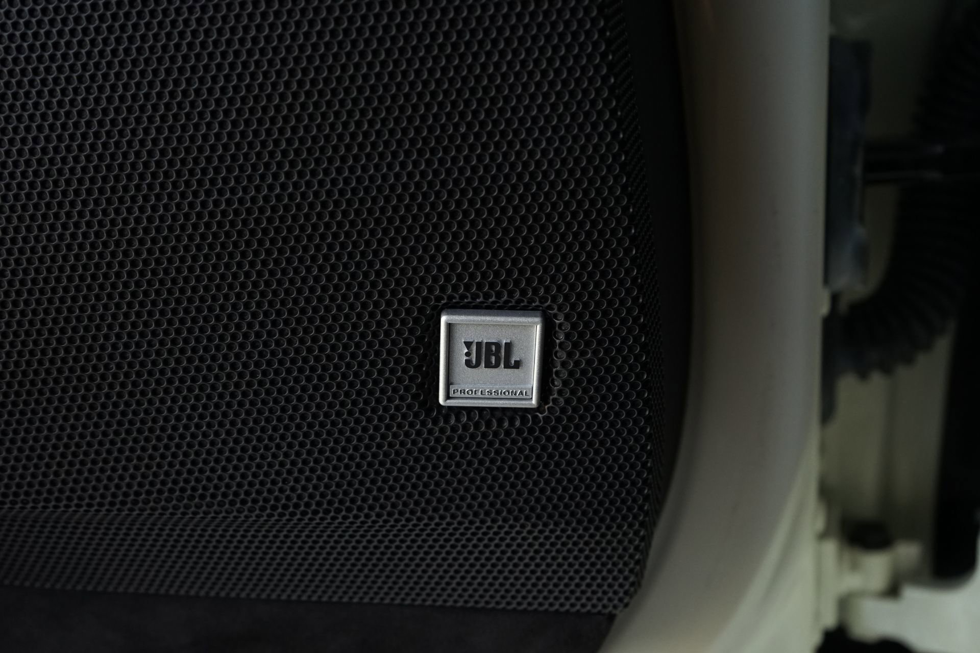 Used 2022 Ferrari SF90 Stradale image 29