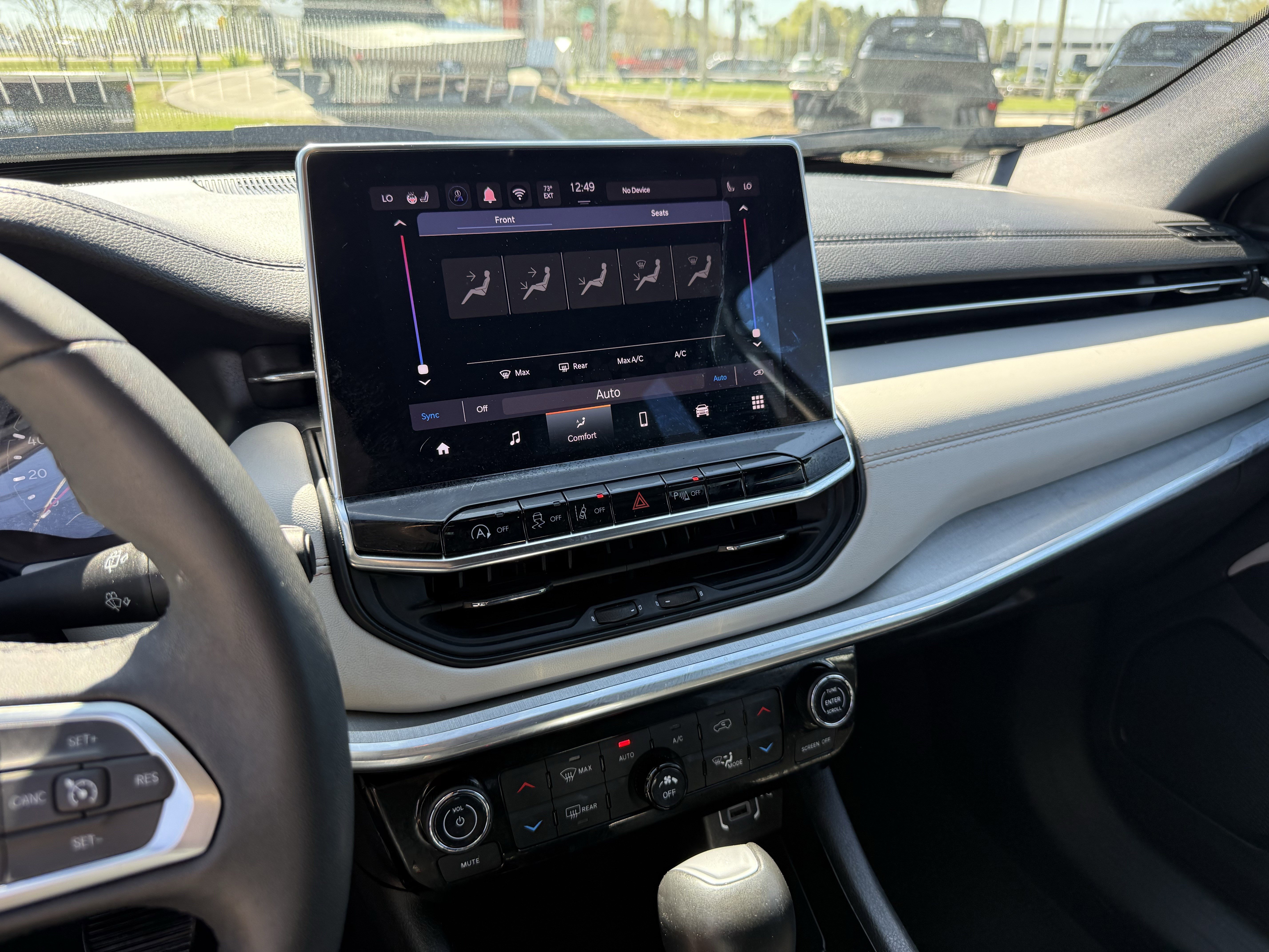 Used 2024 Jeep Compass Limited image 20