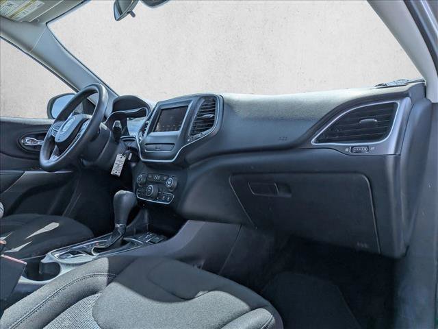 Used 2020 Jeep Cherokee Latitude image 22